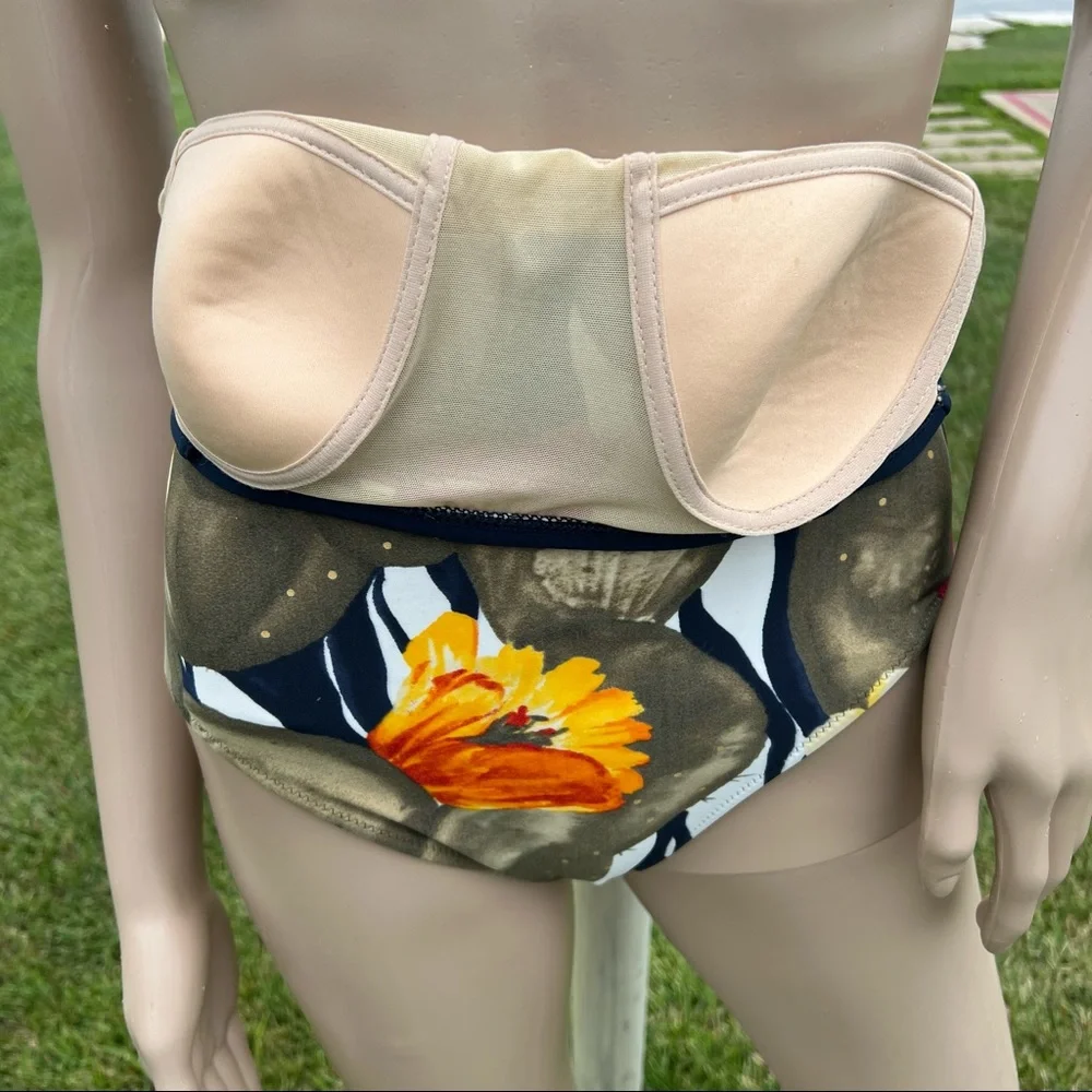 - Gottex Studded Floral Bandeau Maillot! EUC!